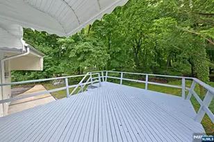 221 Lakeview Dr, Ridgewood, NJ 07450 - Photo 22