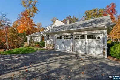 5 Winding Way, Saddle River, NJ 07458 - Photo 24