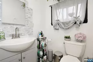 117 Delaware Ave, Dumont, NJ 07628 - Photo 24