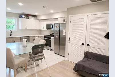 52 Holland Street, Newark, NJ 07103 - Photo 2