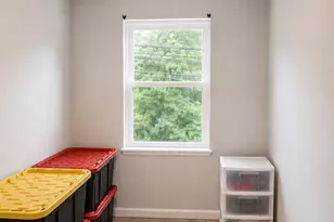 52 Holland St, Newark, NJ 07103 - Photo 8