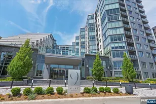 9 Ave At Port Imperial 712, West New York, NJ 07093 - Photo 2