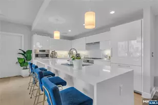 9 Ave At Port Imperial 712, West New York, NJ 07093 - Photo 4
