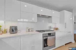 9 Ave At Port Imperial 712, West New York, NJ 07093 - Photo 10