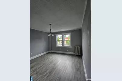 219-225 Main Street 4 #4, Ridgefield Park, NJ 07660 - Photo 2