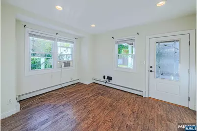 8-35 Lake Street 1 #1, Fair Lawn, NJ 07410 - Photo 8