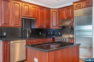 20 Ave At Port Imperial 330, West New York, NJ 07093 - Photo 4