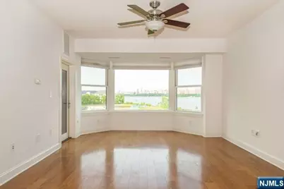 20 Ave At Port Imperial 330 #330, West New York, NJ 07093 - Photo 8