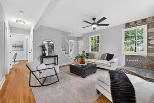538 Coolidge Pl, Paramus, NJ 07652 - Photo 4