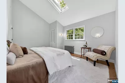 538 Coolidge Place, Paramus, NJ 07652 - Photo 20