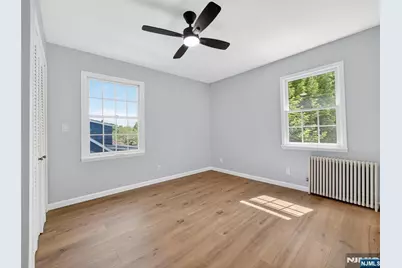 538 Coolidge Place, Paramus, NJ 07652 - Photo 26