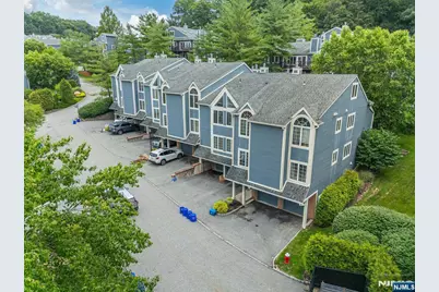314 Sturbridge Court, Ramsey, NJ 07446 - Photo 2