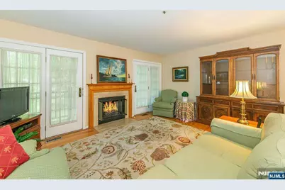 314 Sturbridge Court, Ramsey, NJ 07446 - Photo 4