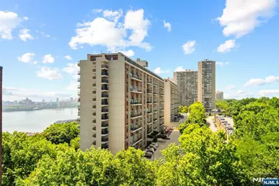 1450 Palisade Avenue 6F #6F, Fort Lee, NJ 07024 - Photo 20