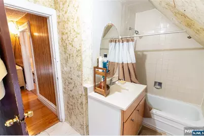 65 Taylor Street, Newark, NJ 07104 - Photo 32