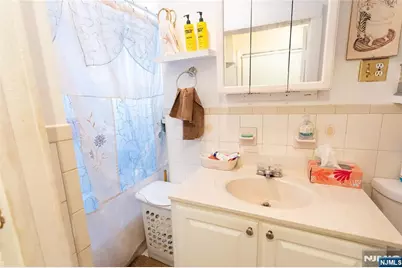 65 Taylor Street, Newark, NJ 07104 - Photo 12