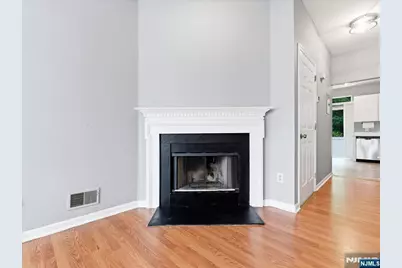 4 Derby Street 2 #2, East Orange, NJ 07018 - Photo 8