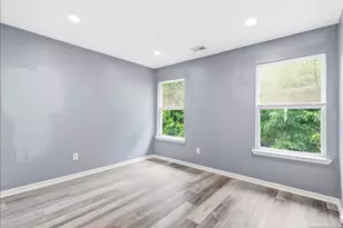 4 Derby Street 2, East Orange, NJ 07018 - Photo 16