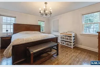 1125 W Laurelton Parkway, Teaneck Township, NJ 07666 - Photo 18