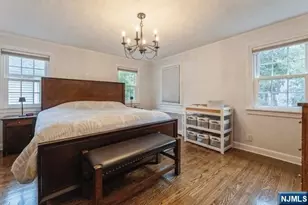 1125 W Laurelton Pkwy, Teaneck Township, NJ 07666 - Photo 18