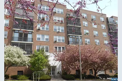 5 Roosevelt Place 5C #5C, Montclair, NJ 07042 - Photo 12