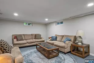 320 Monroe Ave, Wyckoff Township, NJ 07481 - Photo 34