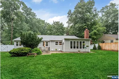 320 Monroe Avenue, Wyckoff Township, NJ 07481 - Photo 42
