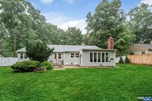 320 Monroe Ave, Wyckoff Township, NJ 07481 - Photo 42