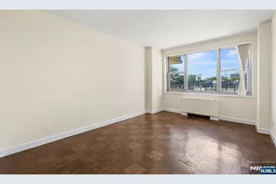 2100 Linwood 2Y #2Y, Fort Lee, NJ 07024 - Photo 12