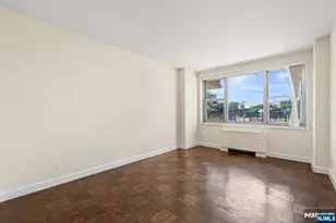 2100 Linwood 2Y, Fort Lee, NJ 07024 - Photo 12