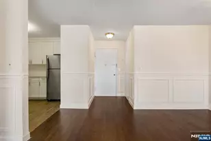 2100 Linwood 2Y, Fort Lee, NJ 07024 - Photo 8