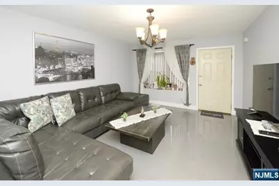 11 Park View Place 2E #2E, Fair Lawn, NJ 07410 - Photo 2