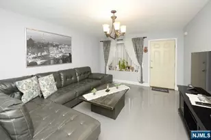 11 Park View Pl 2E, Fair Lawn, NJ 07410 - Photo 2