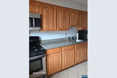 4 Gainesborough Terrace 1B #1B, River Edge, NJ 07661 - Photo 4