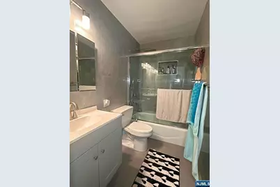 250 Gorge Road 12L #12L, Cliffside Park, NJ 07010 - Photo 18