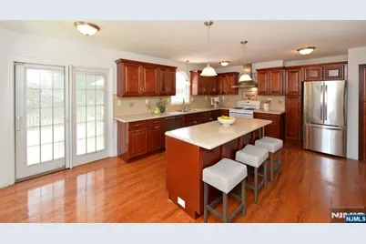 1641 Ardsley Court, Teaneck Township, NJ 07666 - Photo 10