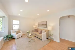 1641 Ardsley Ct, Teaneck Township, NJ 07666 - Photo 4