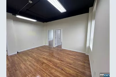 400 38th Street 403 #403, Union City, NJ 07087 - Photo 6