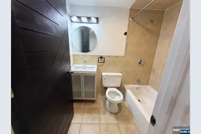 165 Macarthur Avenue 1 #1, Garfield, NJ 07026 - Photo 6