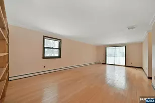 27 Beech St, Hillsdale, NJ 07642 - Photo 4