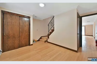 27 Beech Street, Hillsdale, NJ 07642 - Photo 2