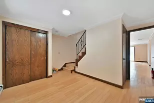 27 Beech St, Hillsdale, NJ 07642 - Photo 2