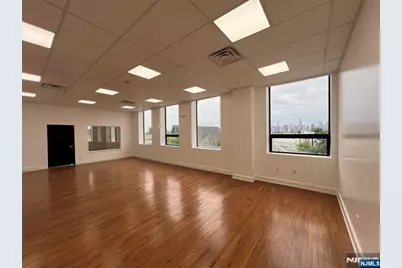 407 39th 502 #502, Union City, NJ 07087 - Photo 2