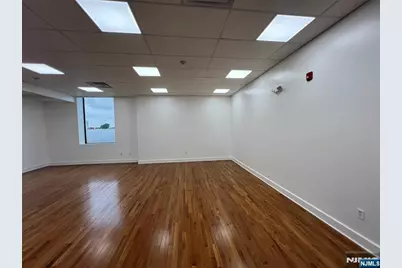 407 39th 503 #503, Union City, NJ 07087 - Photo 6
