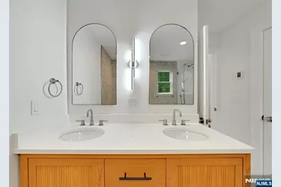 60 Chestnut Street, Ramsey, NJ 07446 - Photo 28