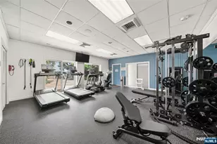 300 Gorge Road 1, Cliffside Park, NJ 07010 - Photo 28