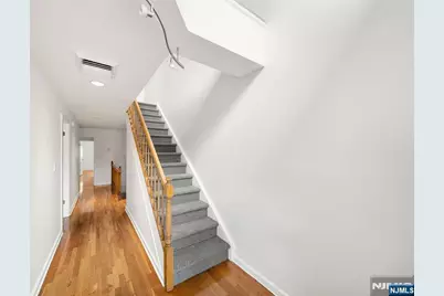 300 Gorge Road 1 #1, Cliffside Park, NJ 07010 - Photo 24