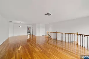 300 Gorge Road 1, Cliffside Park, NJ 07010 - Photo 8