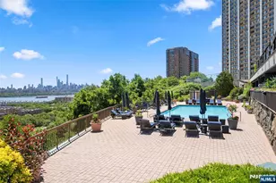 300 Gorge Road 1, Cliffside Park, NJ 07010 - Photo 26