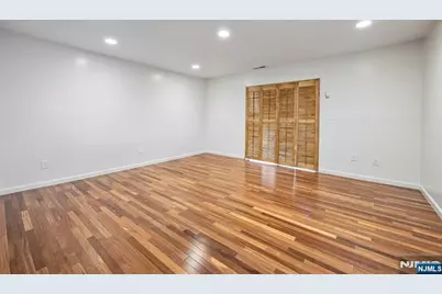 6409 Liberty I1 #I1, North Bergen, NJ 07047 - Photo 6